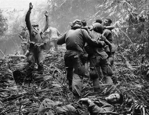 Images of the Vietnam War That Defined an Era - The New York Times