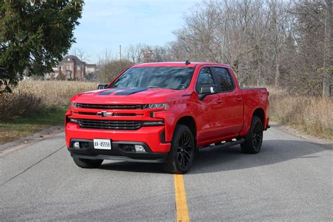 2020 Chevrolet Silverado 1500 RST Rally Edition Pickup Review | Driving