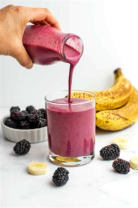 Blackberry Banana Smoothie - Bites of Wellness