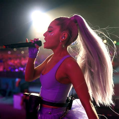 Ariana Grande Performing Live, HD Music, 4k Wallpapers, Images ...