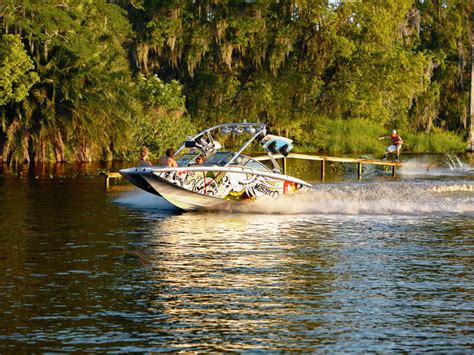 Ski Boat Rentals and Charters, Jet Ski Rental, Waverunner, and PWC ...