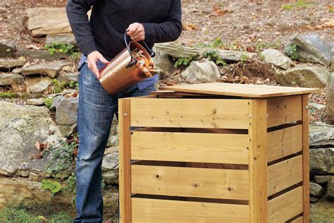 15 Cheap And Easy DIY Compost Bins