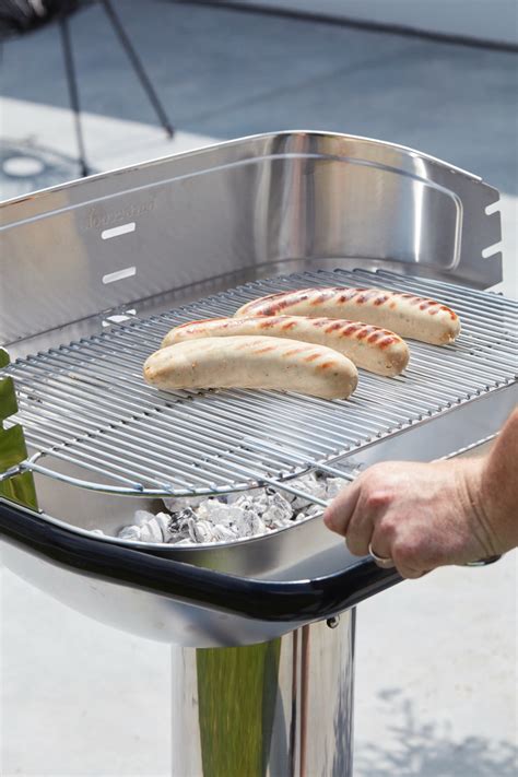 Maintenance of your charcoal barbecue – Barbecook