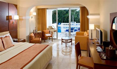 Luxury Grand Sunset Princess All Suites resort in Playa del Carmen for ...