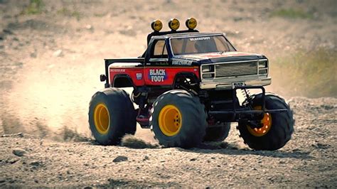 Tamiya BLACKFOOT 2016 Back on the Track! - YouTube