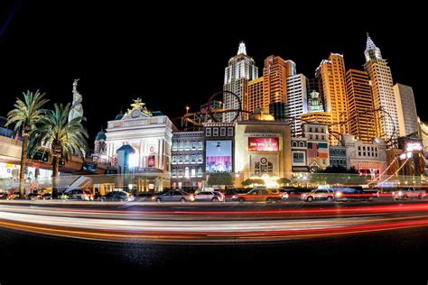 7 Las Vegas Hotels with Free Parking | Roadventurous