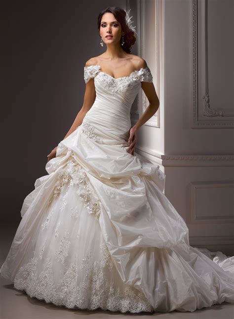 The Irresistible Attraction of Ball Gown Wedding Dresses – The WoW Style