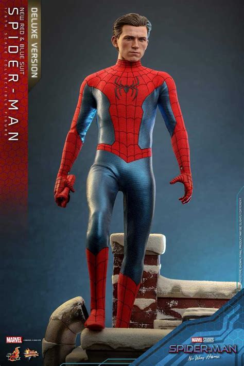 Marvel Unveils Tom Holland's Newest Spider-Man Costume in the Best View ...