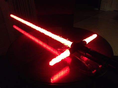 Kylo Ren ForceFX Lightsaber with unstable blades! : StarWars