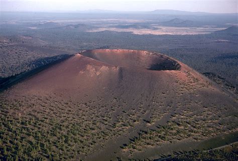 Sunset Crater: Pictures of a Volcanic National Monument in Arizona ...