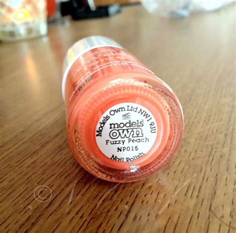 Pretty Little Lives: NOTD - Models Own Fuzzy Peach