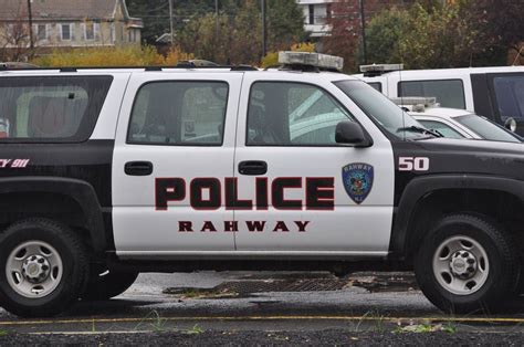 2 seriously injured in Rahway car crash, police say - nj.com