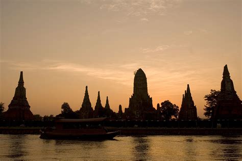 Ayutthaya by Coach or Cruise - Experience Travel Asia