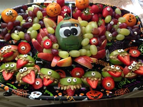 35+ Ghoulishly Good Halloween Fruit Tray Ideas - HubPages