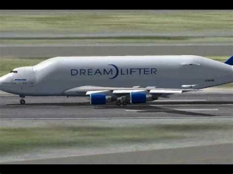 Dreamlifter boeing (cargo plane) landing - YouTube