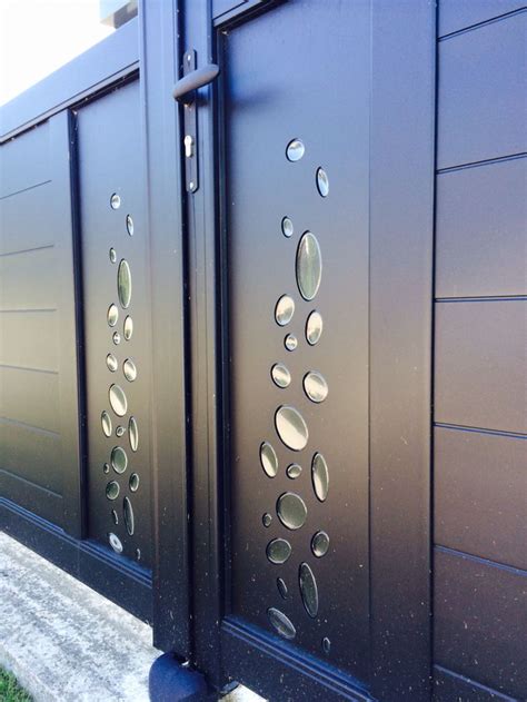 Portail aluminium www.toriportails.be | House gate design, Iron gate ...