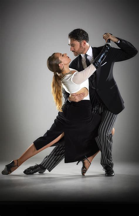 Tango Dancers Photos : Dance Apache French Nightclub Paris Team Dancing ...