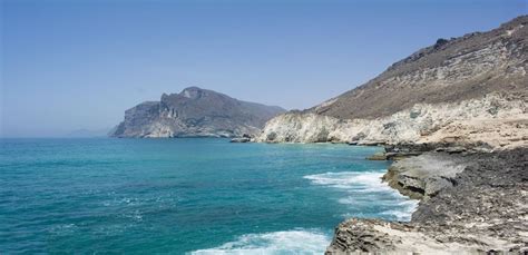 BEST BEACHES IN OMAN – A GUIDE TO EXPLORE THE OCEAN OMAN OFFERS - Rent ...