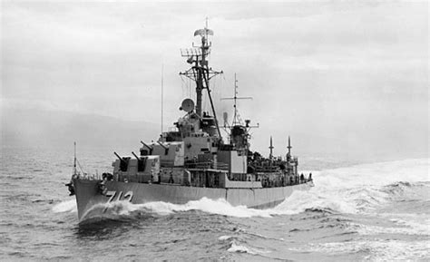 Gearing class Destroyer, USS Gyatt (DD-712/DDG-712/DDG-1) (1956) - The ...