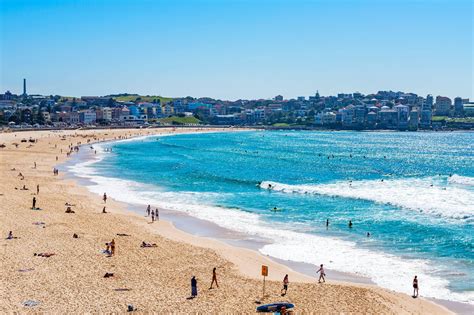 10 Best Beaches in Sydney - Which Sydney Beach is Right For You?