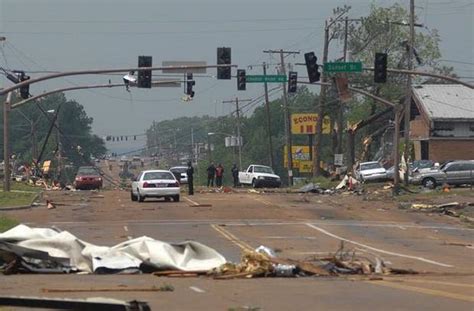 The Original Weather Blog: Tornado Strikes Jackson, MS Area at Late ...