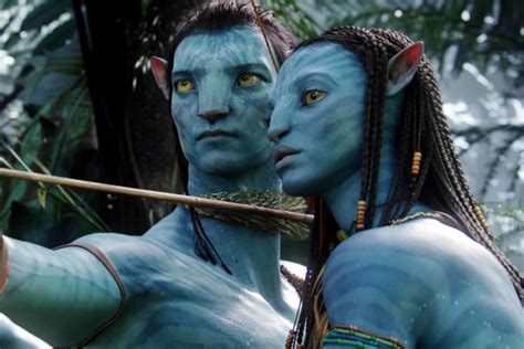 Why Zoe Saldana Was Moved To Tears Over Avatar 2 - TVovermind