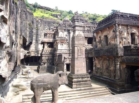 Aurangabad Caves - placestovisitindia.in