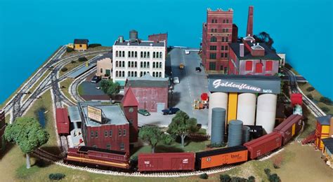 A Fun to Operate Small HO Scale Train Layout | Gateway Central IX ...