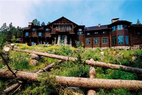 Wyoming Resort Named One of the Top 30 Hotels in the World