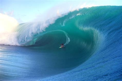 Pin by Cassie Reese on Big Wave Surfing | Big wave surfing, Surfing ...