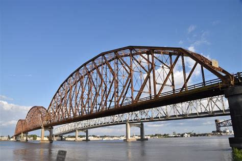 Long-Allen Bridge (Morgan City Bridge) - HistoricBridges.org