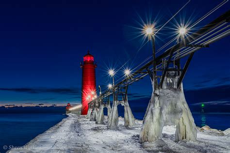 Photographing Michigan's Lighthouses: Iconic Guardians of the Great ...