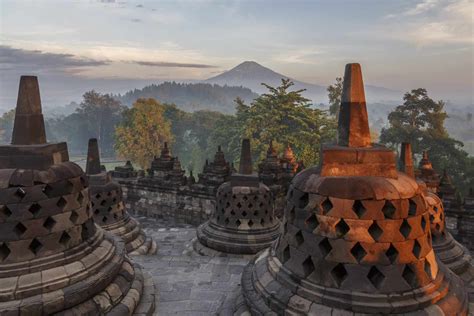 Borobudur Temple - Indonesia - WonderOUT