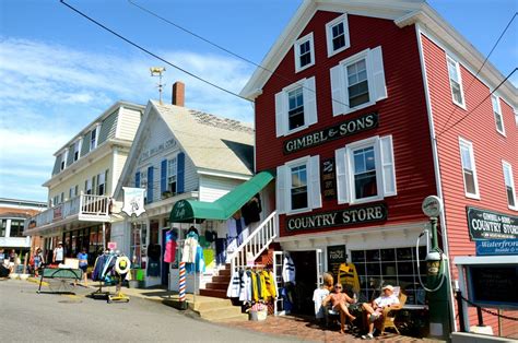 A Jaunt Through Boothbay Harbor, Maine: Photo Tour and List of Activities