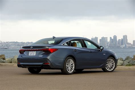 A Week With: 2020 Toyota Avalon Limited Hybrid - The Detroit Bureau