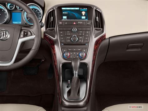 2013 Buick Verano: 31 Interior Photos | U.S. News