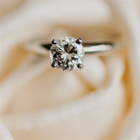 engagement ring photography for weddings - Home