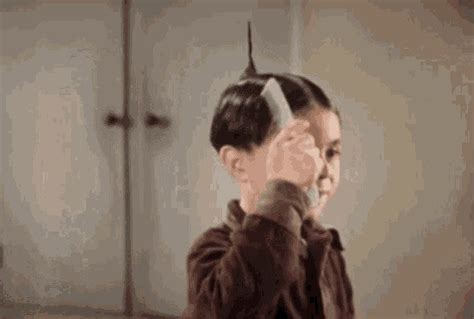 How To Style Alfalfa's Sticking Hair From The Little Rascals?