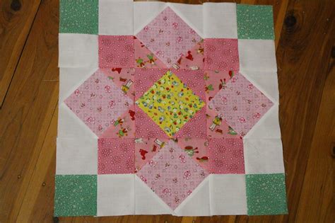 Sew Filomena: My 1930's Flower Garden Quilt Block - Tutorial