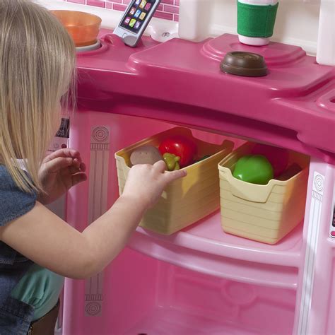 Step2 Fun With Friends Kitchen Pink Kitchen Play Set - Walmart.com ...