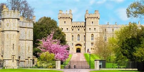 Windsor Castle Tour from London by Train - City Wonders