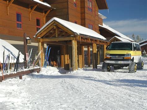 Old Faithful Snow Lodge Winter | Yellowstone National Park Lodges