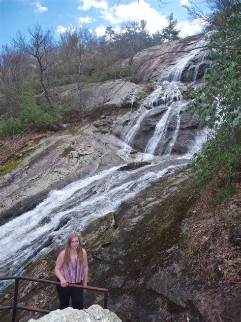 Crabtree Falls (Virginia) - The Hoppy Hikers