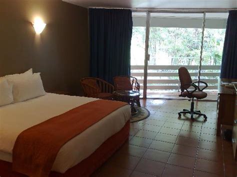 HOLIDAY INN PORT MORESBY $115 ($̶1̶2̶7̶) - Prices & Hotel Reviews ...