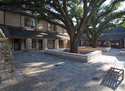 Christ the King Lutheran Church, Houston – Merriman Holt Powell Architects