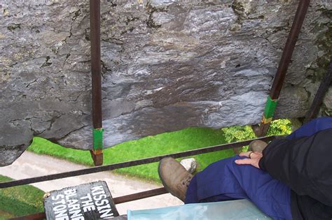 File:The Blarney Stone.jpg - Wikipedia, the free encyclopedia