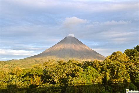 Top 5 Most Active Volcanoes In Costa Rica to Visit