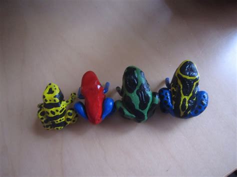 Chuck Does Art: More Poison Dart Frogs