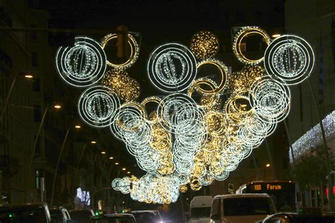 Christmas lights in Barcelona brighten up new streets and squares