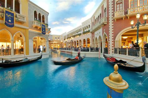 Grand Canal Shoppes at the Venetian in Las Vegas - Indulge in a ...